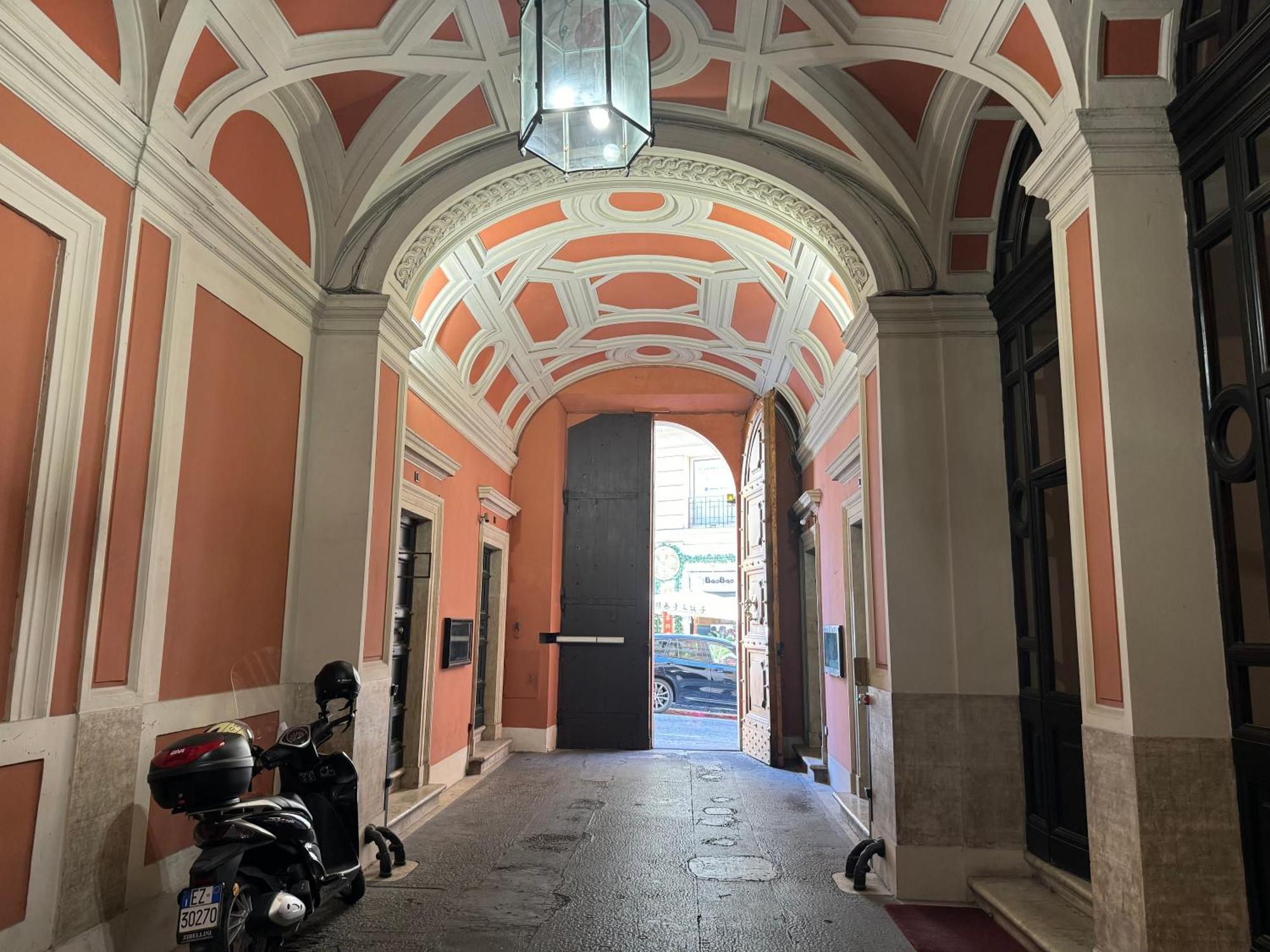 Mercede - Spanish Steps * Roma